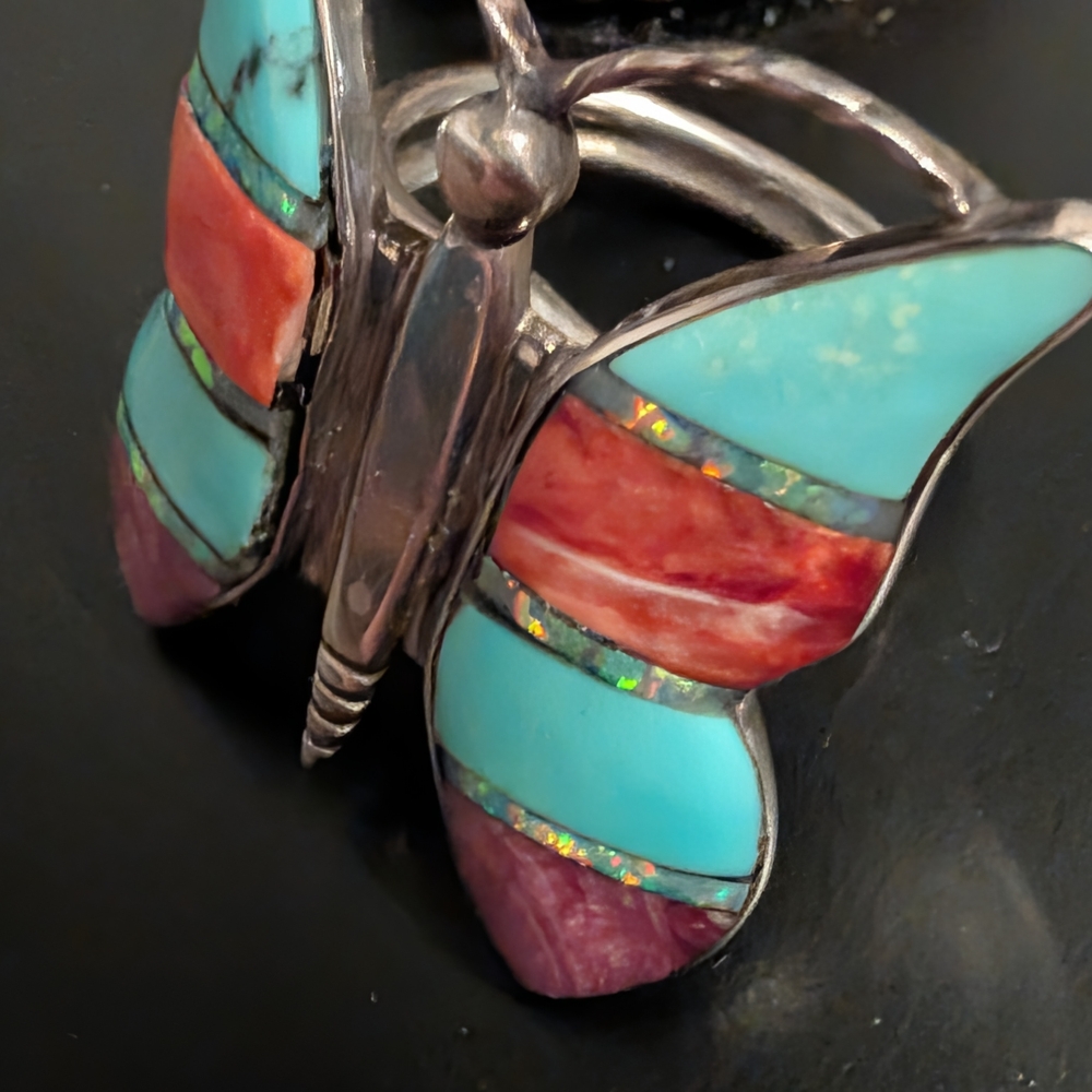 Colorful Butterfly Ring - Picture 7 of 10